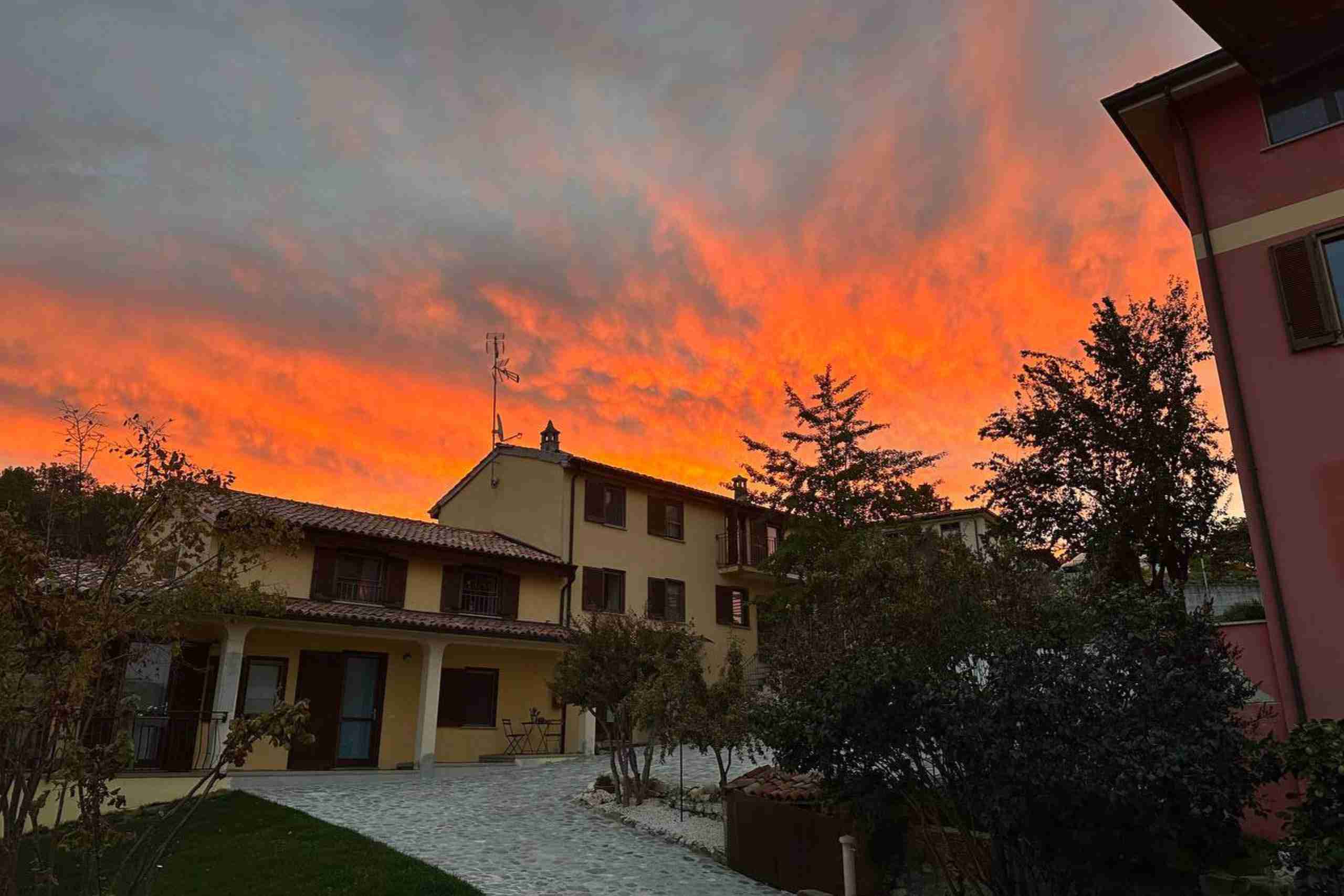 borgo-al-tramonto